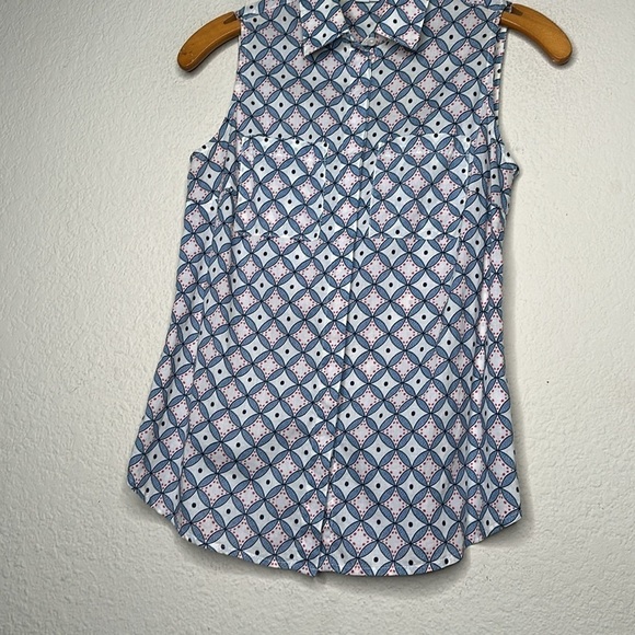NWOT Boden Sleeveless Hidden Button Down Top Size 2  Cotton Pockets Crisp Collar - Picture 8 of 12
